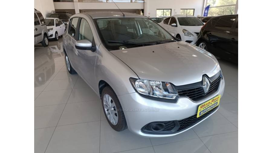 RENAULT - SANDERO - 2017/2018 - Prata - Sob Consulta