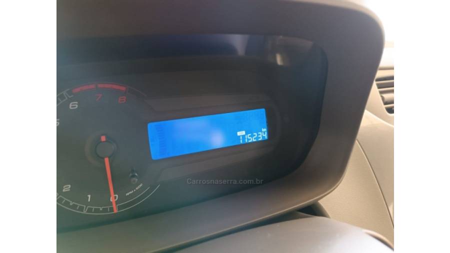 CHEVROLET - COBALT - 2013/2014 - Bege - Sob Consulta