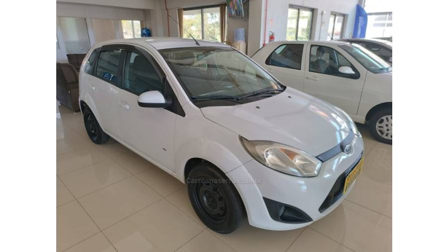 FORD - FIESTA - 2013/2014 - Branca - Sob Consulta