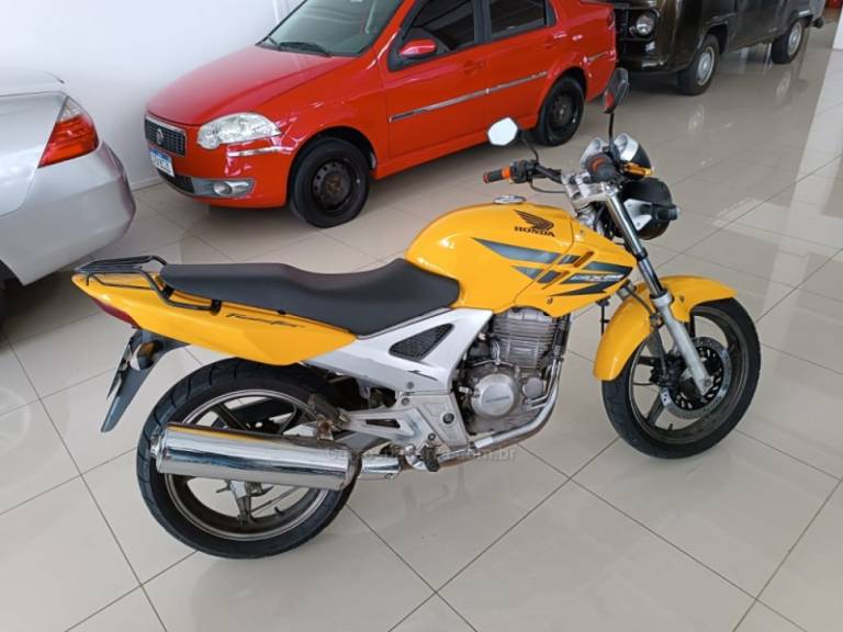 HONDA - CBX 250 TWISTER - 2006/2007 - Amarela - Sob Consulta