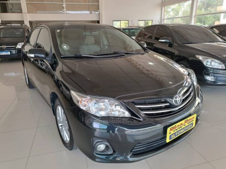 TOYOTA - COROLLA - 2012/2013 - Preta - Sob Consulta