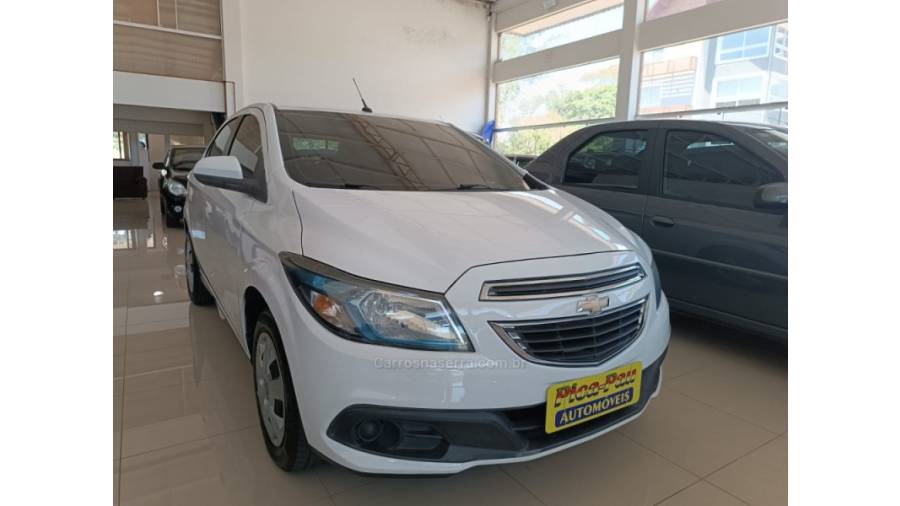 CHEVROLET - ONIX - 2013/2013 - Branca - Sob Consulta