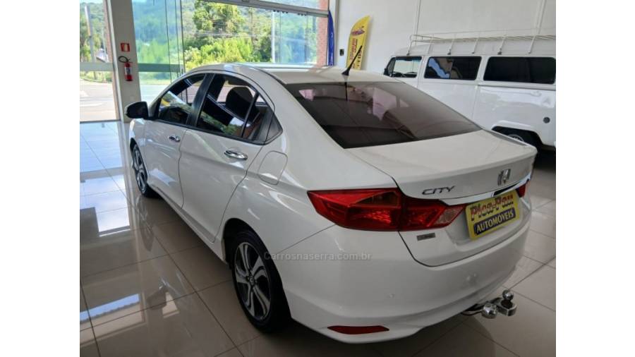 HONDA - CITY - 2015/2015 - Branca - Sob Consulta