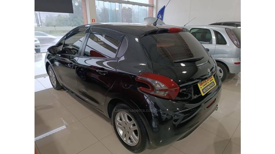 PEUGEOT - 208 - 2014/2015 - Preta - Sob Consulta
