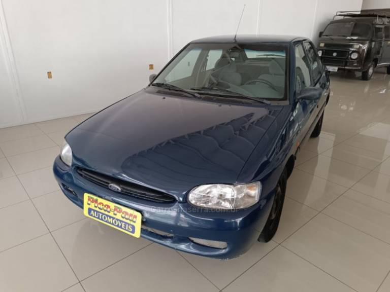 FORD - ESCORT - 1996/1997 - Azul - Sob Consulta