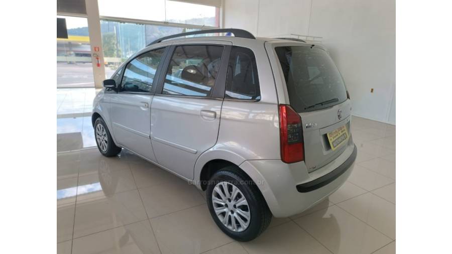 FIAT - IDEA - 2009/2010 - Prata - Sob Consulta