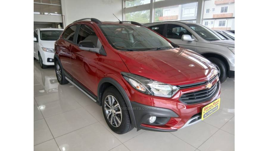 CHEVROLET - ONIX - 2018/2018 - Vermelha - Sob Consulta