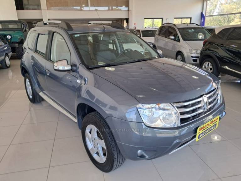 RENAULT - DUSTER - 2013/2014 - Cinza - Sob Consulta