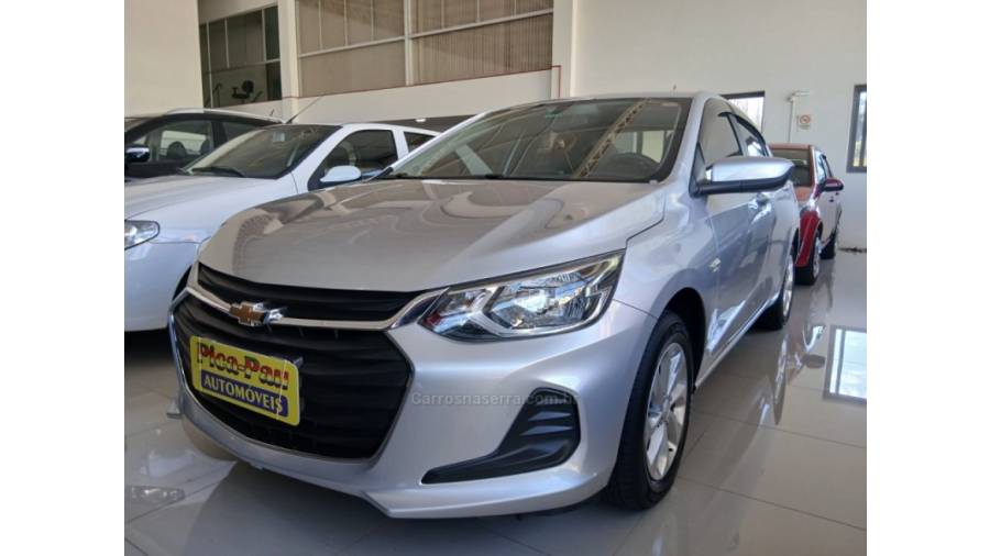 CHEVROLET - ONIX - 2022/2023 - Prata - Sob Consulta