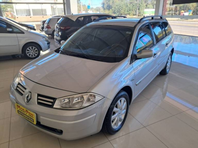 RENAULT - MÉGANE - 2009/2010 - Prata - Sob Consulta