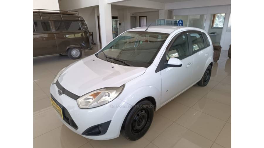 FORD - FIESTA - 2013/2014 - Branca - Sob Consulta