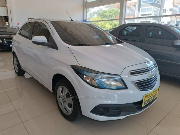 CHEVROLET - ONIX - 2013/2013 - Branca - Sob Consulta