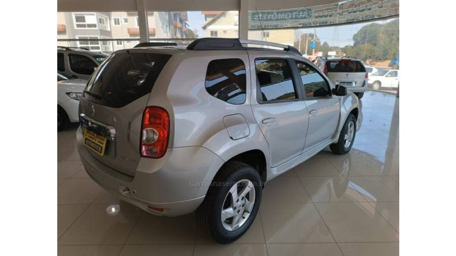 RENAULT - DUSTER - 2014/2015 - Prata - Sob Consulta