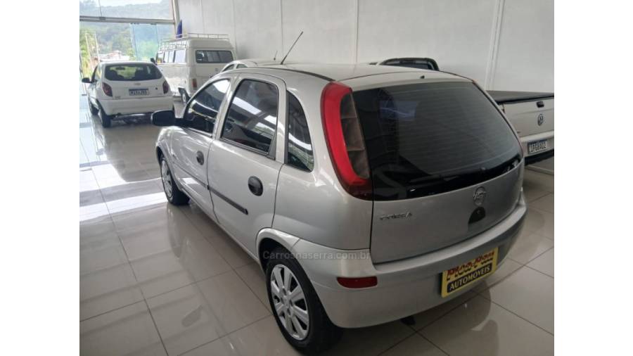 CHEVROLET - CORSA - 2004/2005 - Prata - Sob Consulta