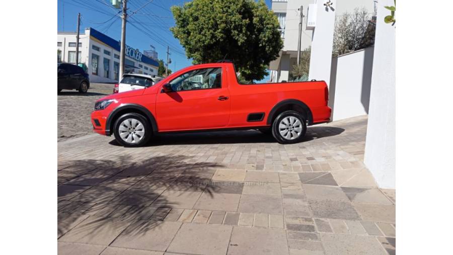 VOLKSWAGEN - SAVEIRO - 2016/2017 - Vermelha - Sob Consulta