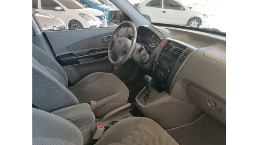HYUNDAI - TUCSON - 2012/2013 - Prata - Sob Consulta