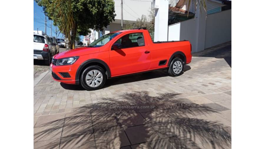 VOLKSWAGEN - SAVEIRO - 2016/2017 - Vermelha - Sob Consulta