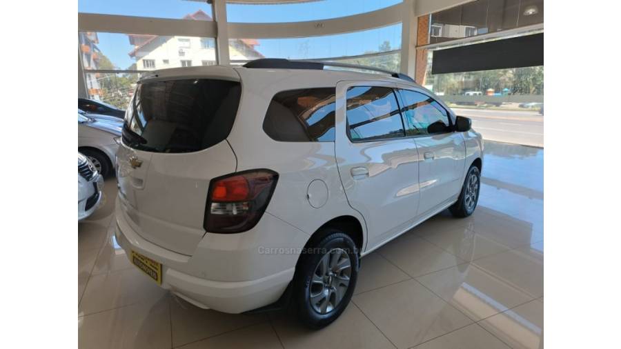 CHEVROLET - SPIN - 2017/2018 - Branca - Sob Consulta