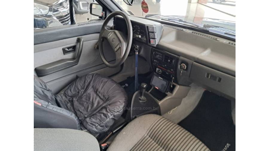 VOLKSWAGEN - VOYAGE - 1992/1993 - Azul - R$ 54.500,00