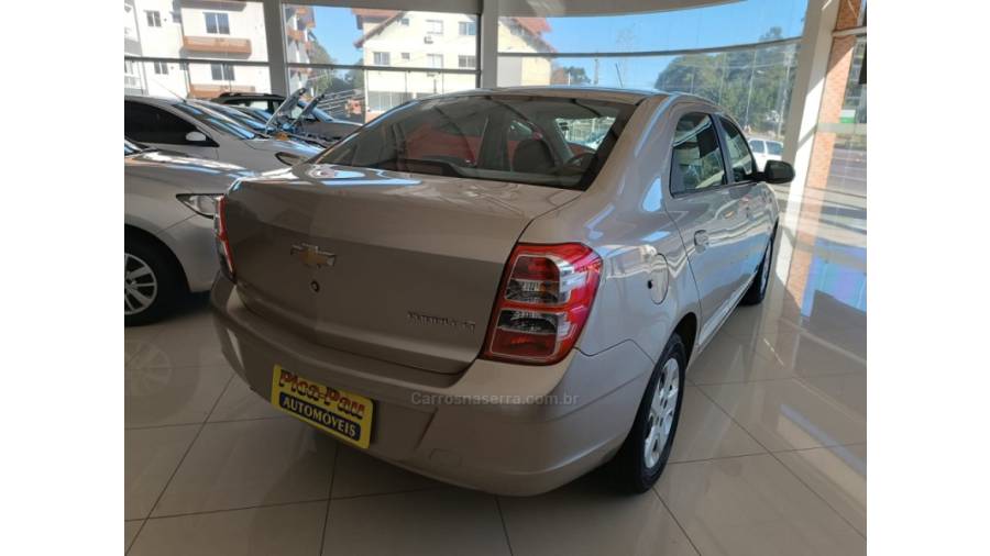 CHEVROLET - COBALT - 2013/2014 - Bege - Sob Consulta