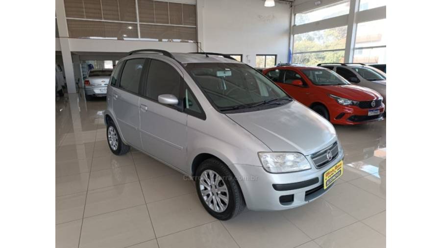 FIAT - IDEA - 2009/2010 - Prata - Sob Consulta