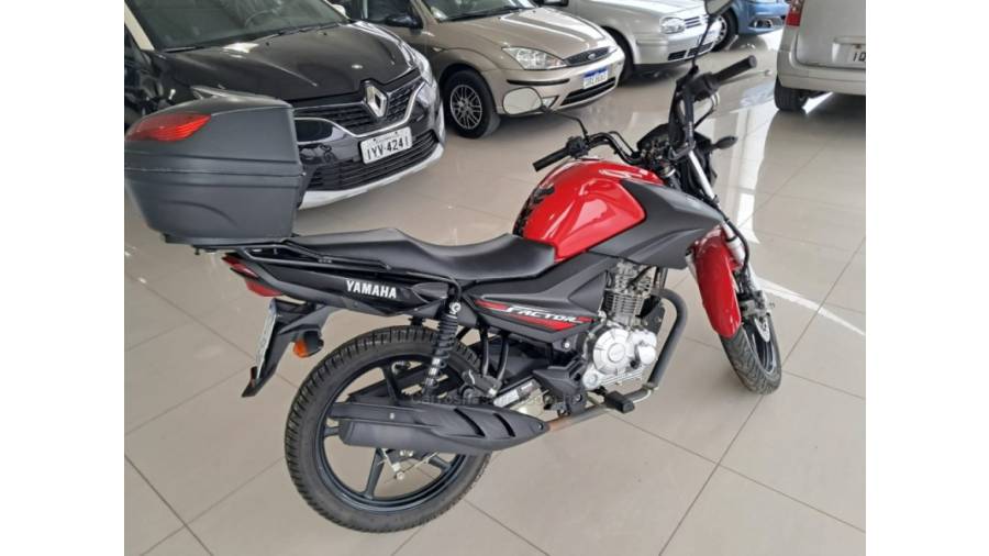 YAMAHA - YBR - 2017/2018 - Vermelha - Sob Consulta