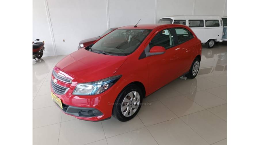 CHEVROLET - ONIX - 2015/2015 - Vermelha - Sob Consulta