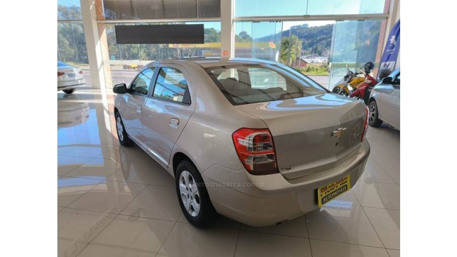 CHEVROLET - COBALT - 2013/2014 - Bege - Sob Consulta